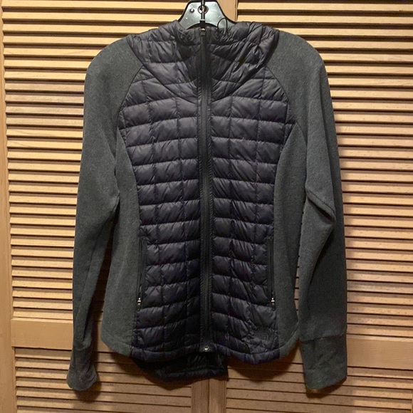 The North Face ThermoBall and Fleece Jacket, Size: small. - Picture 1 of 6
